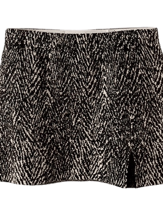 Banana Republic Dresses & Skirts - Banana Republic Black and White Textured Mini Skirt NWT